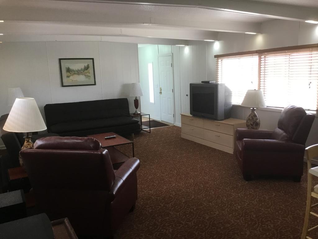 Ski'S Western Motel Great Falls Luaran gambar